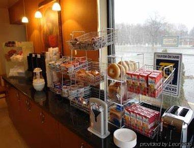Knights Inn Toronto Scarborough ภายนอก รูปภาพ