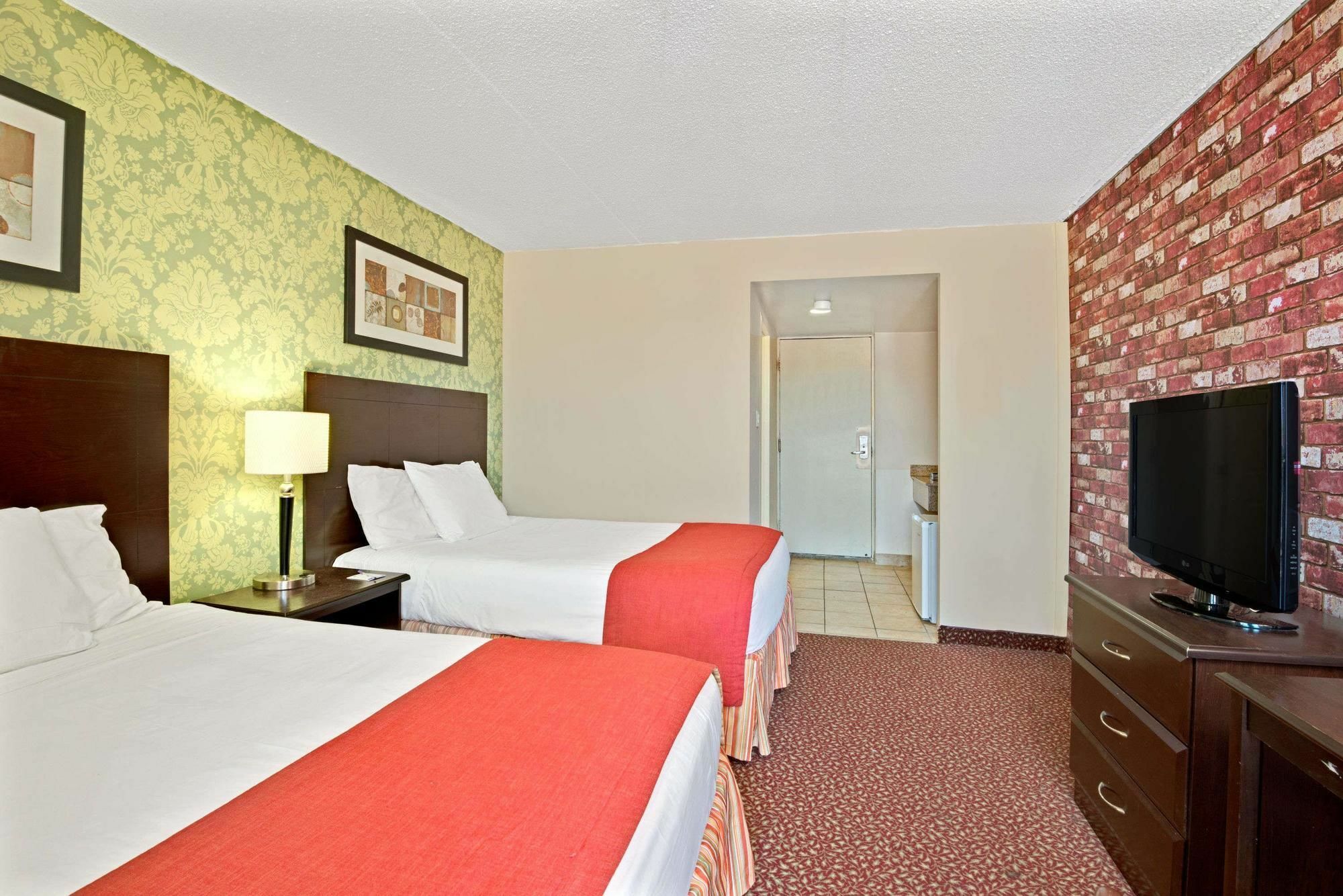 Knights Inn Toronto Scarborough ภายนอก รูปภาพ